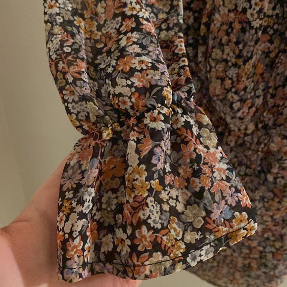 RUE21 FLORAL CINCHED DRESS - Picture 2 of 3